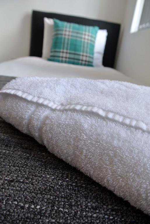 Approved Serviced Apartments Gorse Hill Manchester Zewnętrze zdjęcie